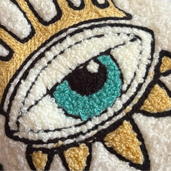 Evil Eye, Blue Eyes Ivory Cozy Soft Fleece Indoor Slippers LARGE 10-11 (42-43) - Picture 3 of 3